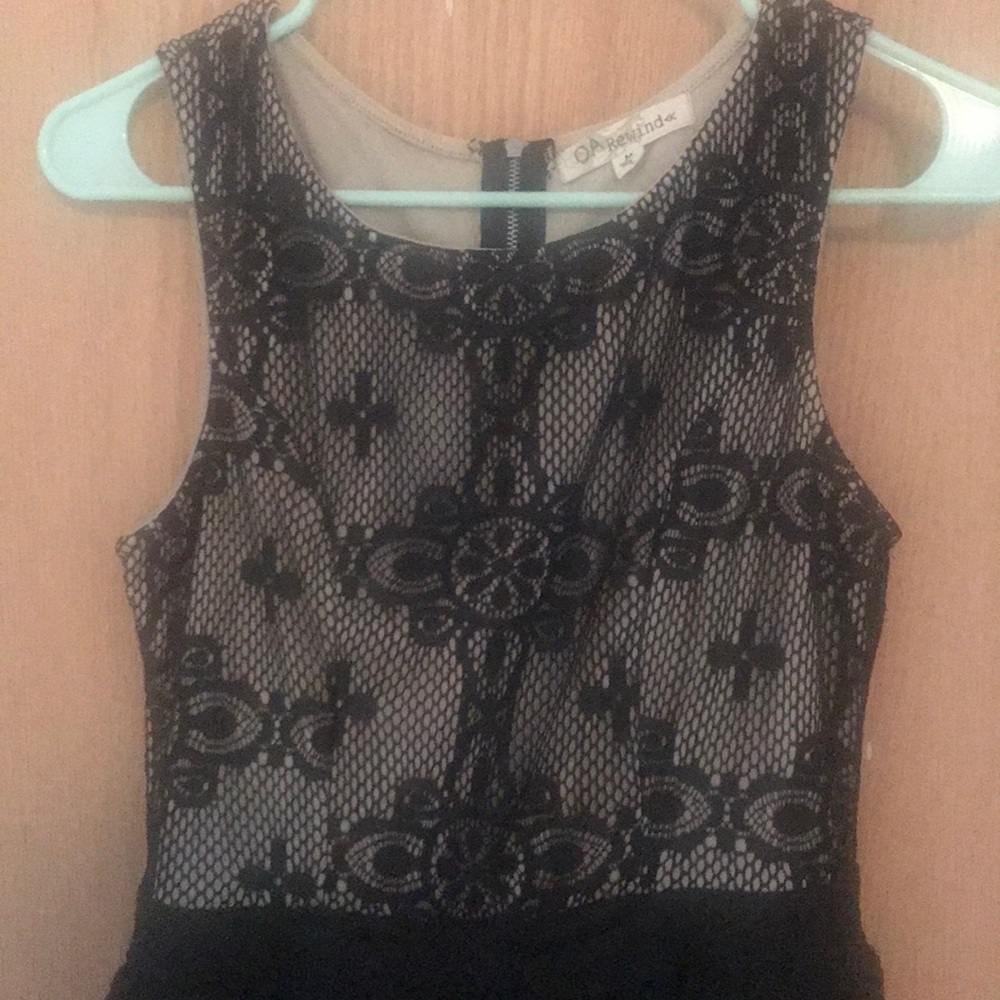 Dress - Picture 2 of 2